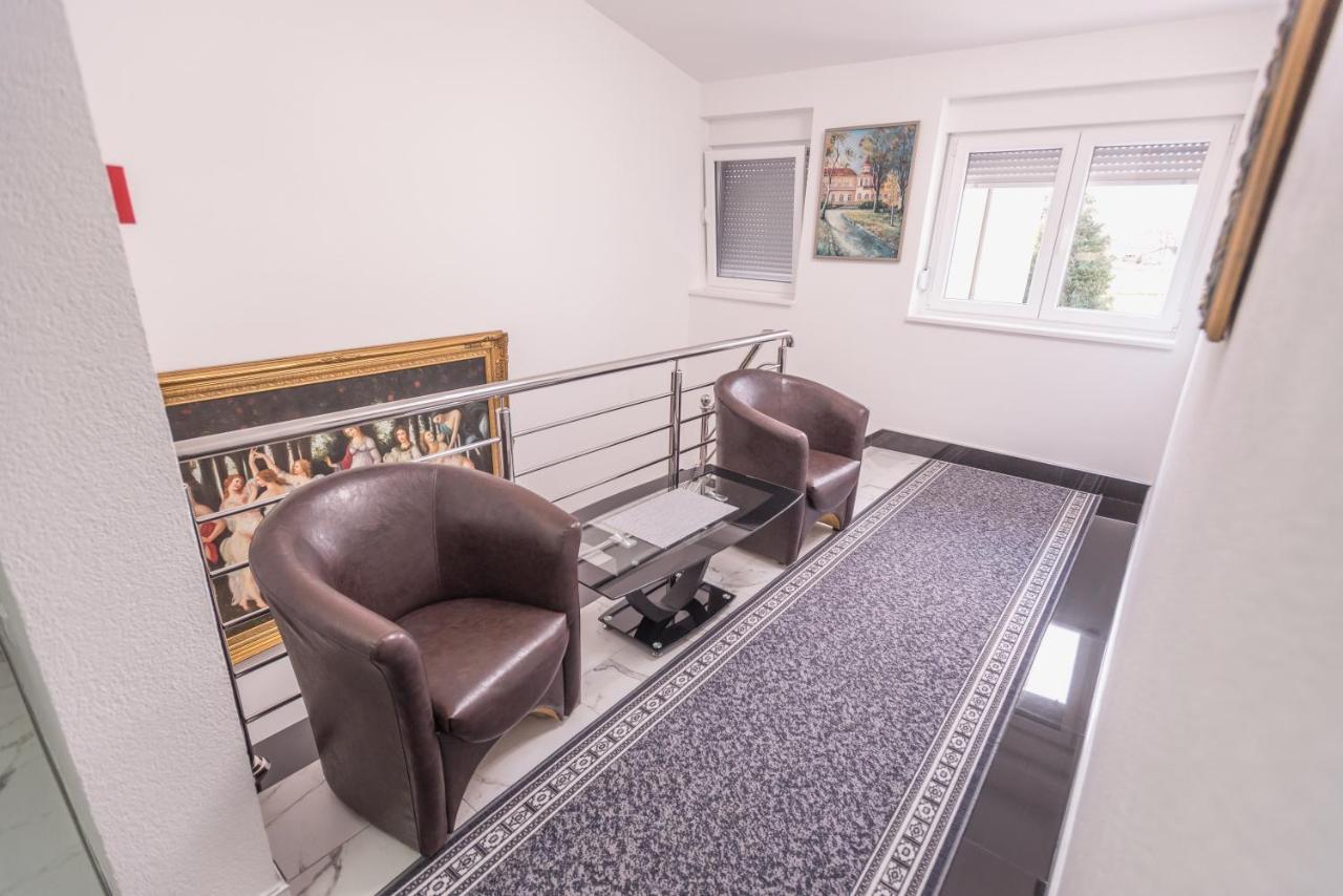 Vila Safir Loznica Exterior foto